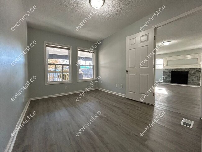 Building Photo - 1214 Bolton Rd NW