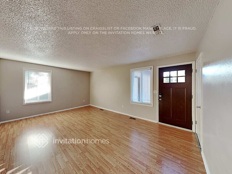 Building Photo - 3020 S Evanston Way