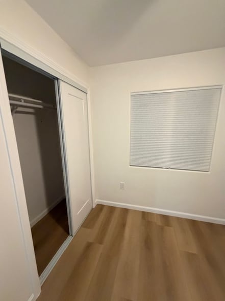 Building Photo - 823 E Cypress St