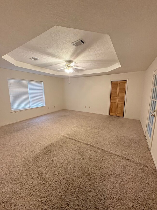 Building Photo - 22803 Trailwood Ln