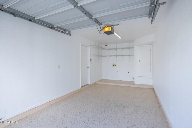 Building Photo - 12036 Willowmist Ave