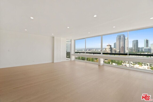 Building Photo - 2222 Ave of the Stars