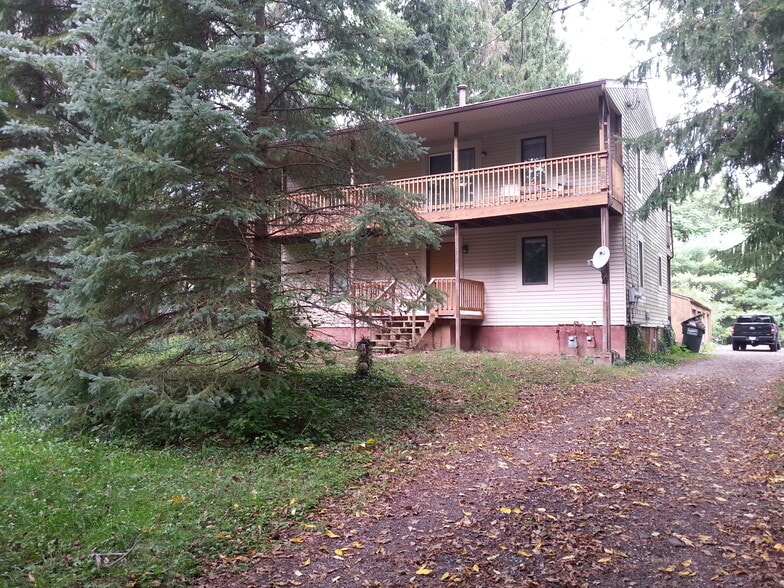 Primary Photo - 5211 Portage St NW