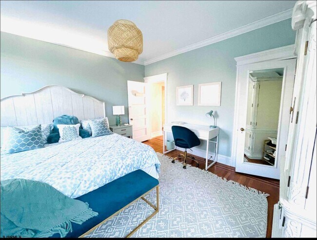 Building Photo - 1 S Bartram Ave