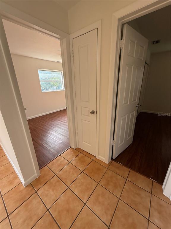 Building Photo - 22 N Lincoln Ave