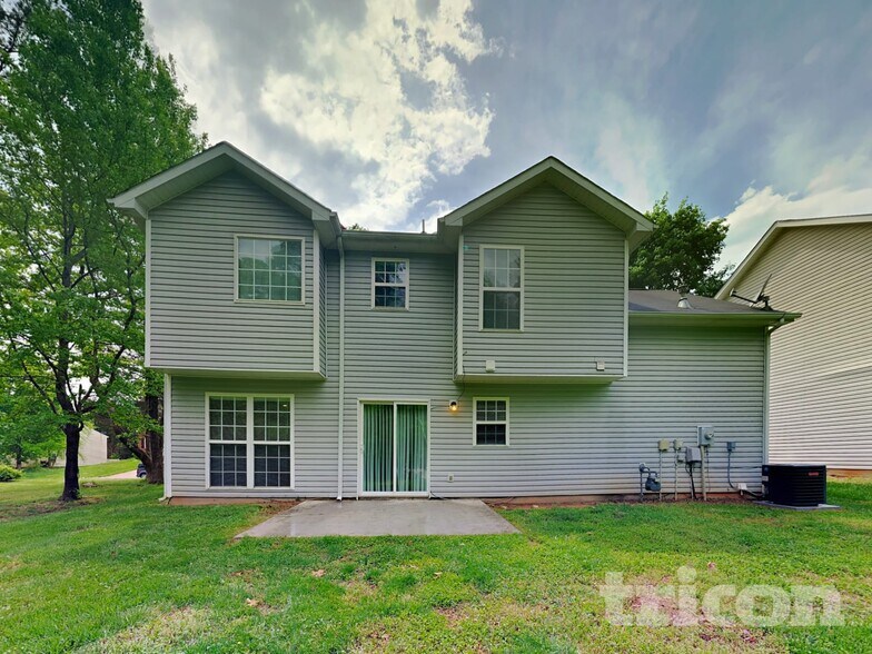 Building Photo - 1626 Stoney Creek Ln