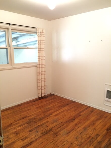 Building Photo - 4808 SE Salmon St