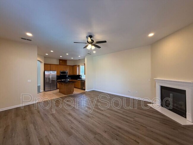 Building Photo - 1633 Sparrowhawk St