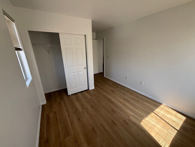 Building Photo - Charming 3-Bedroom Home with Modern Comfor...