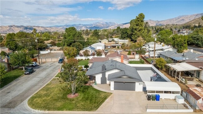 Building Photo - 12951 Cascade St