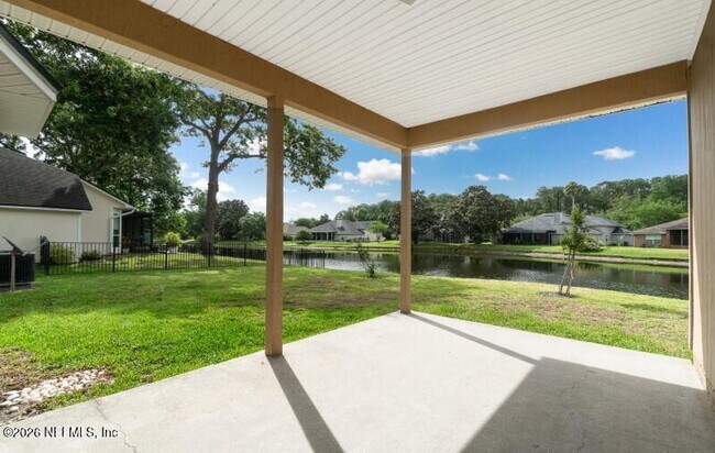 Building Photo - 557 Grand Parke Dr