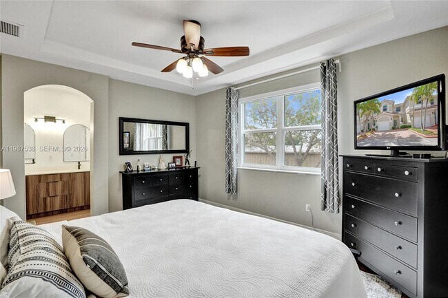 Building Photo - 12554 SW 125th Terrace