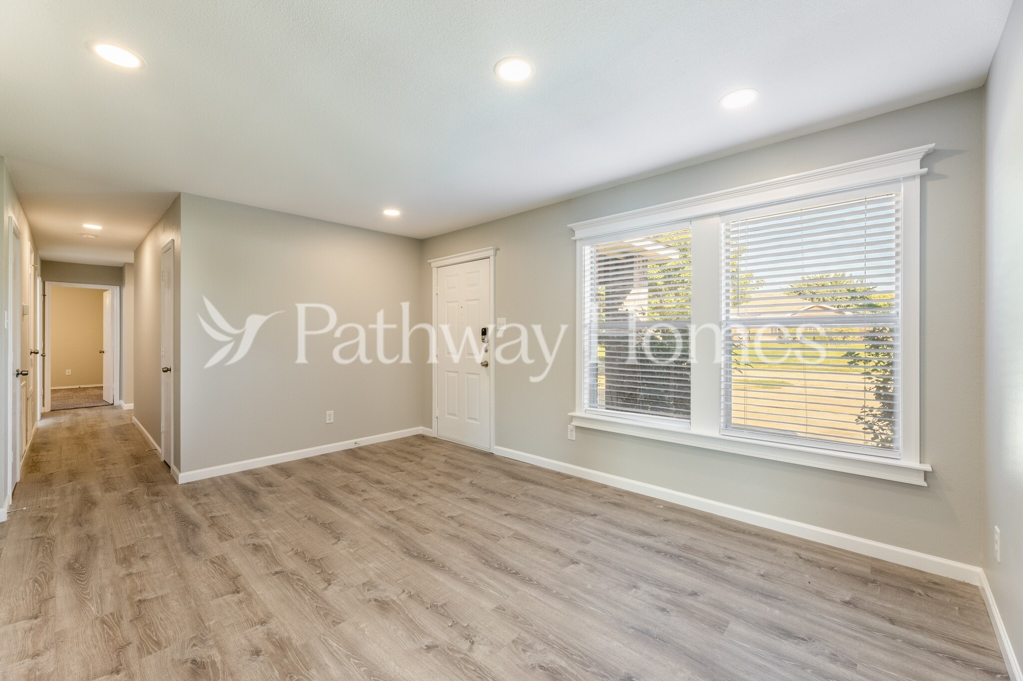 Building Photo - 1679 Chesterwood Dr