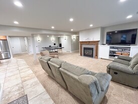 Building Photo - 1266 W 475 S