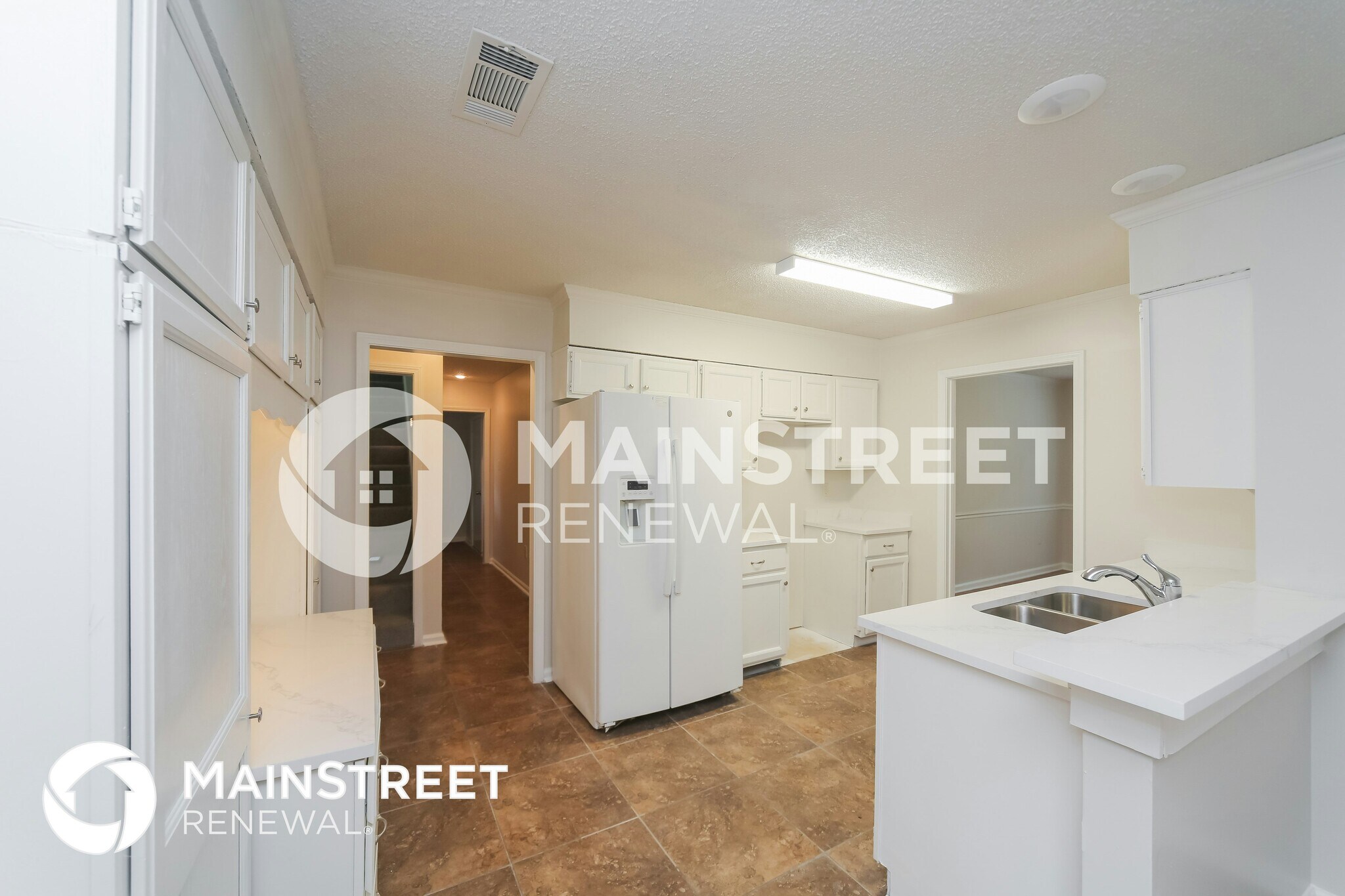 Building Photo - 8849 Woodmark Dr