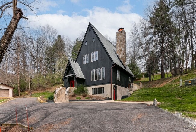 Building Photo - Sykesville, MD