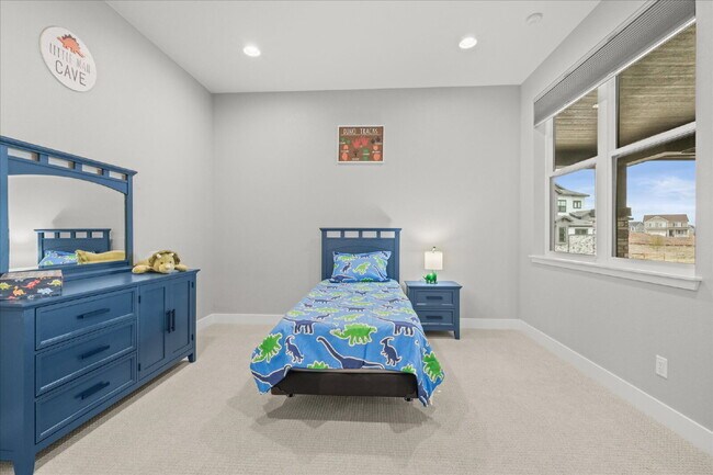 Building Photo - $6,995.00 Stunning 6 bed, 5 bath Ranch-Sty...