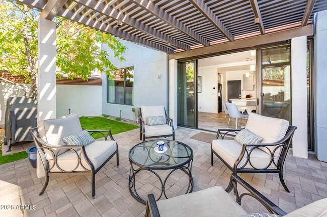 Building Photo - 4416 N 27th Way