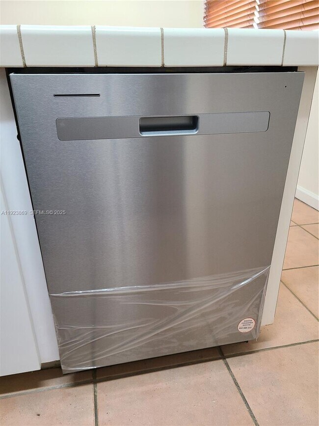 Building Photo - 10282 NW 9th St Cir