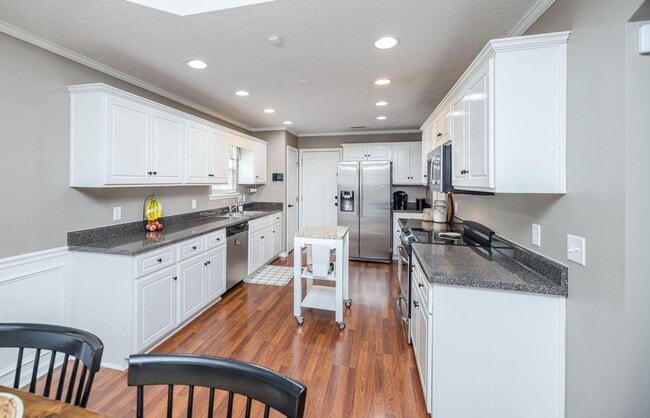 Building Photo - 50 Murrah Rd Ext