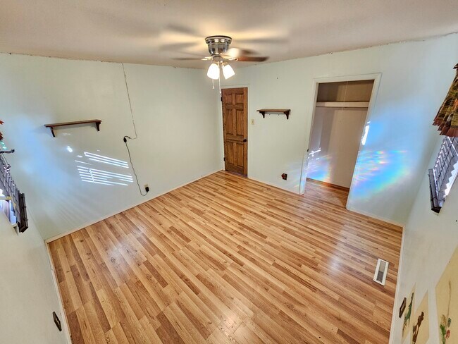 Primary Bedroom - 10912 Woodland Ave NE