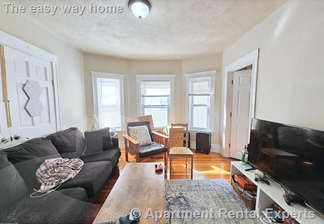 Building Photo - 91 Frederick Ave