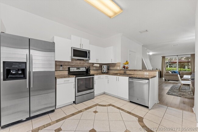 Building Photo - 2264 Salerno Cir