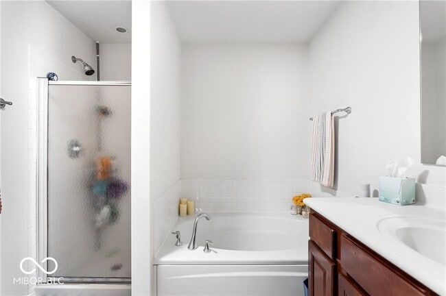 Building Photo - 5867 Solomon Harmon Way