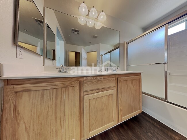 Building Photo - 5676 Orangeroot Ct
