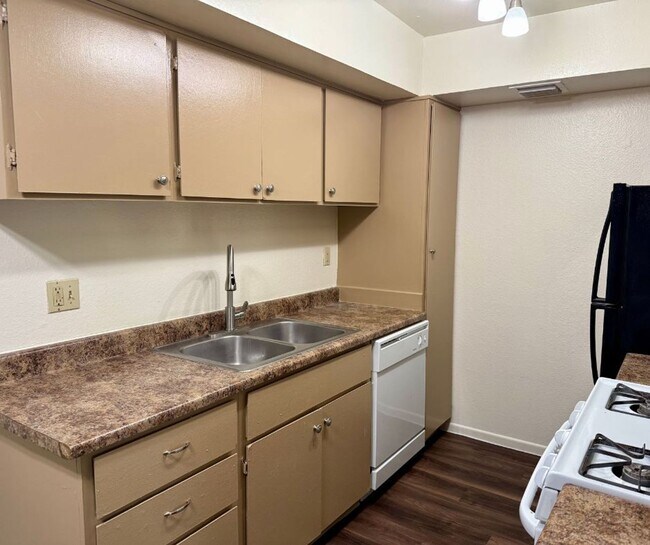 Floorplan - El Dorado Apartments