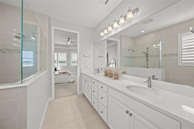Building Photo - 997 Crosswind Ave