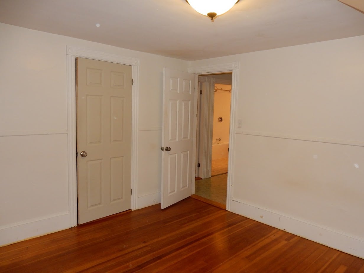 Building Photo - 12 Melcher Ct