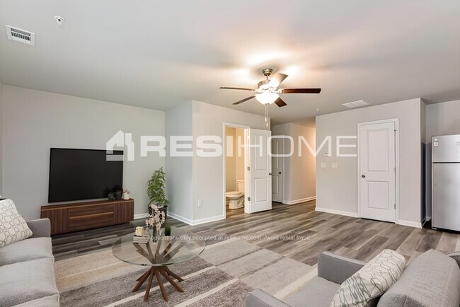 Building Photo - 175 Chimney Ridge Ln