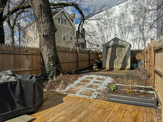 Building Photo - 1838 Capitol Ave NE