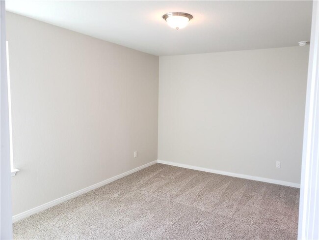 Building Photo - 1500 Ferryman Dr