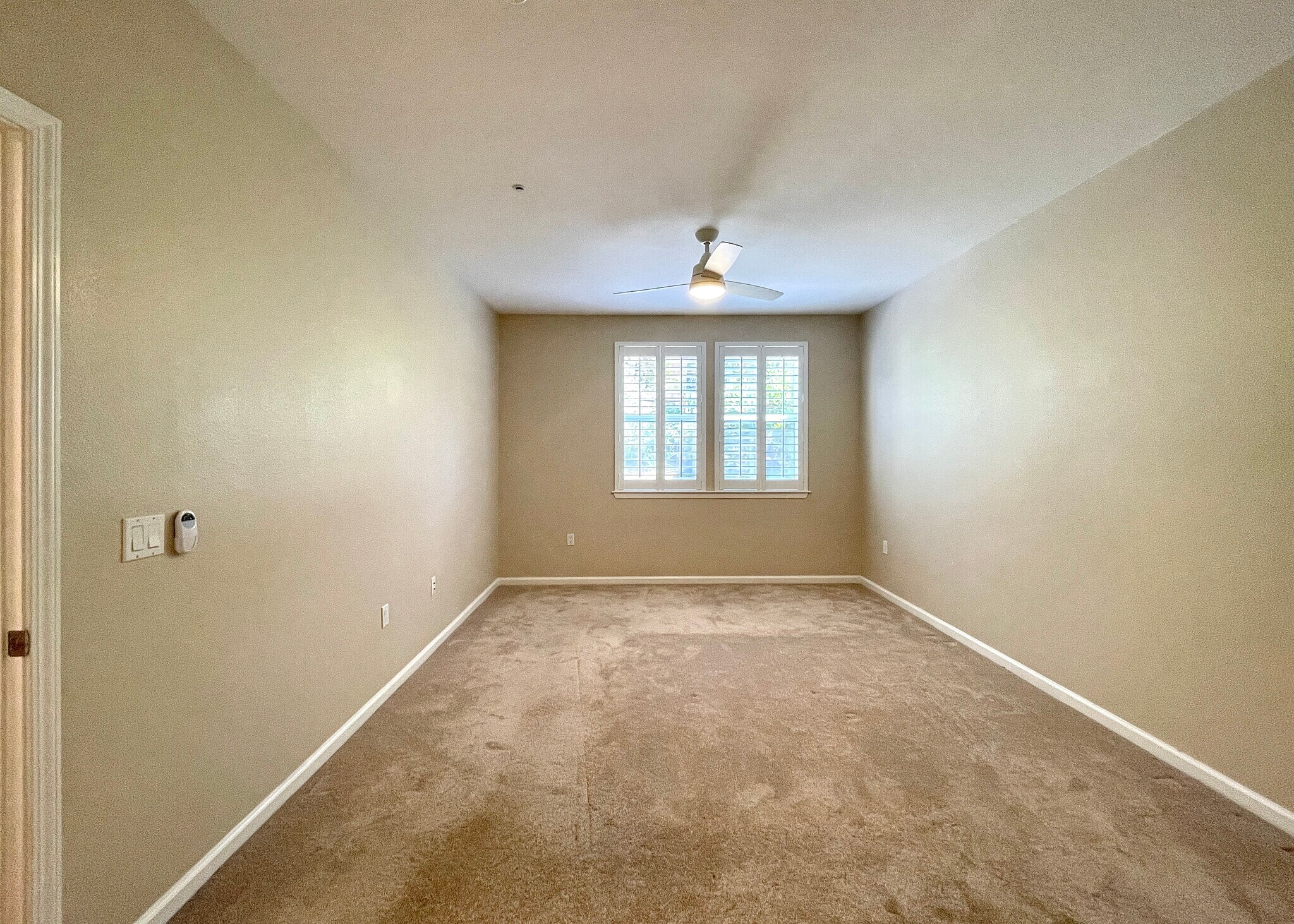 Building Photo - 1390 Saddle Rack St