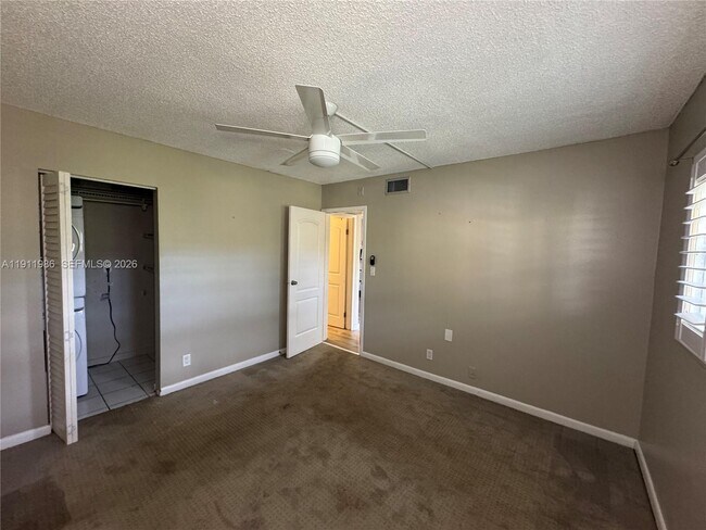 Building Photo - 1752 NW 3rd Terrace