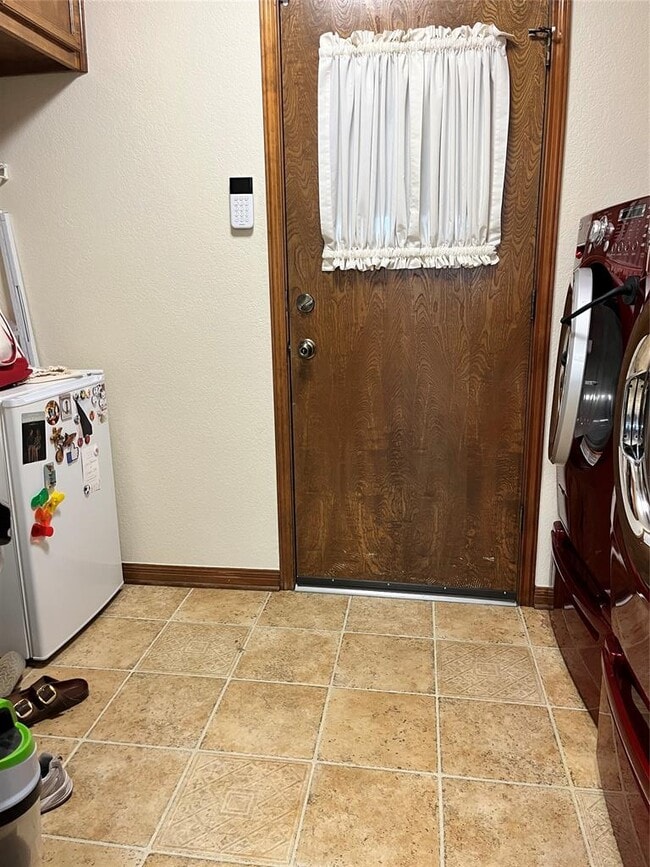 Building Photo - 11505 Charred Oak Dr