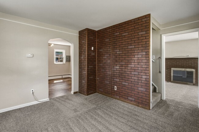 Building Photo - 25433 McDonald St