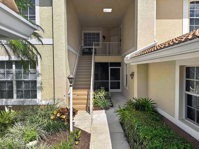 Building Photo - 3-bedroom condo available in Flamingo Fairways II