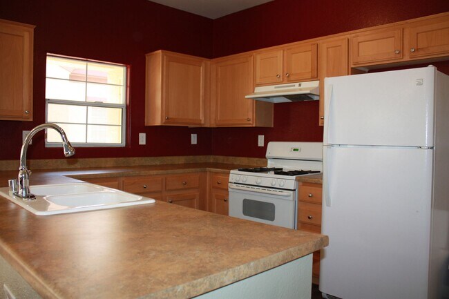 Building Photo - 7660 W Eldorado Ln