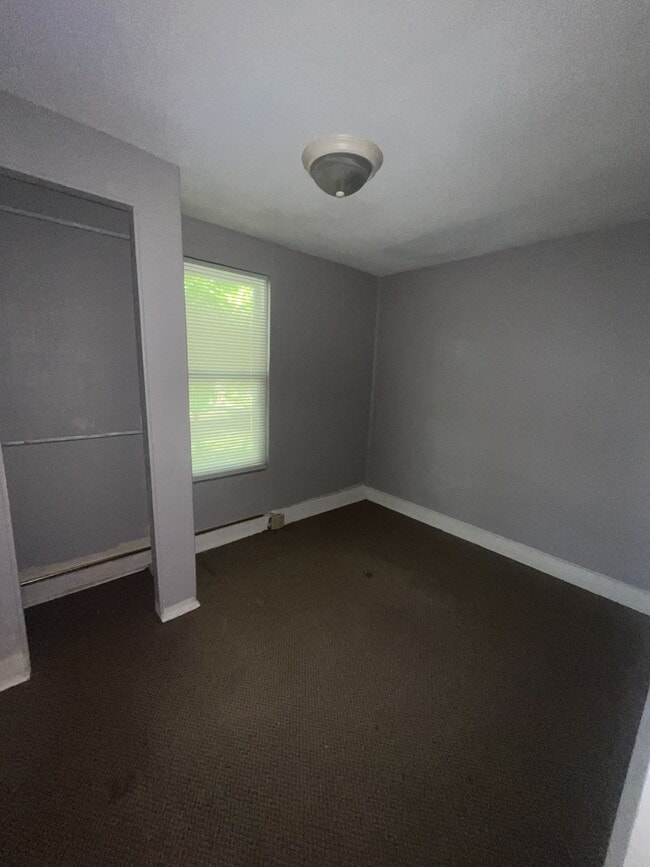 Building Photo - 109 Frisco St
