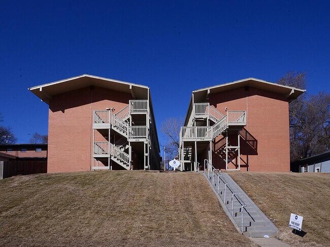 Primary Photo - 612 N 46th St