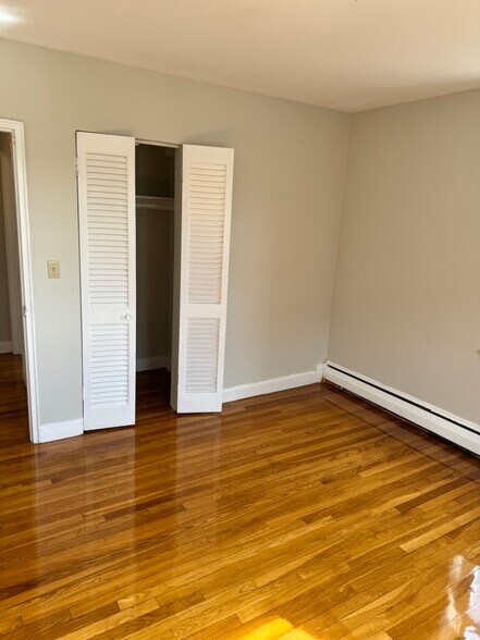 Building Photo - 69 Chiswick Rd