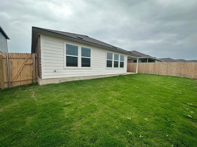 Building Photo - 328 Golden Grove Pkwy