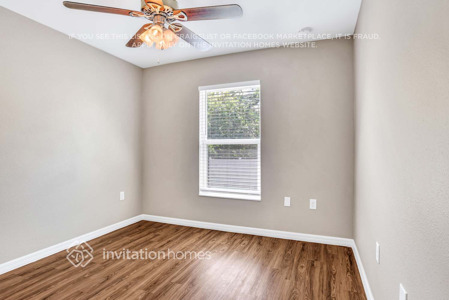 Building Photo - 327 Blue Bayou Dr