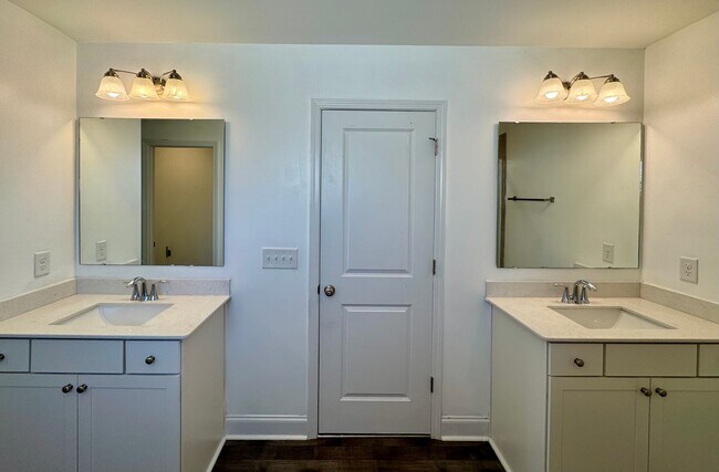 Building Photo - Welcome to Highcroft