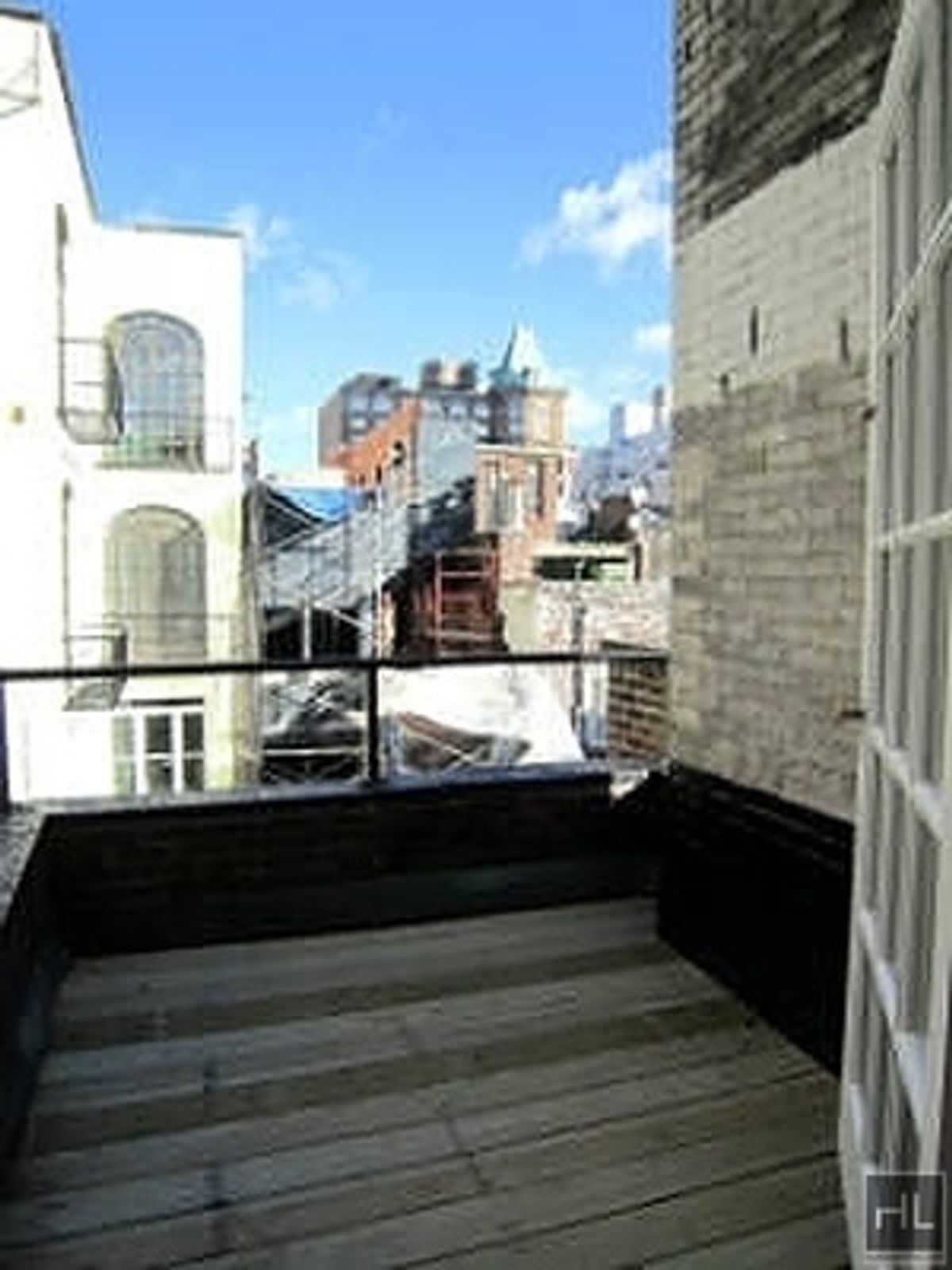 Building Photo - East 75th Street
