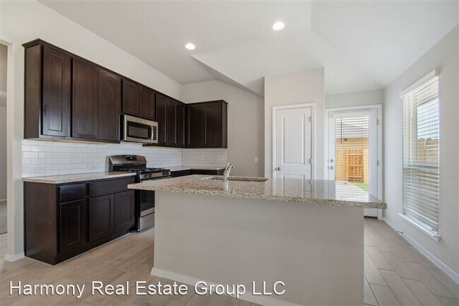 Building Photo - 187 Living Reef Dr