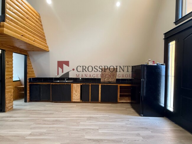 Building Photo - 1809 County Rd 27